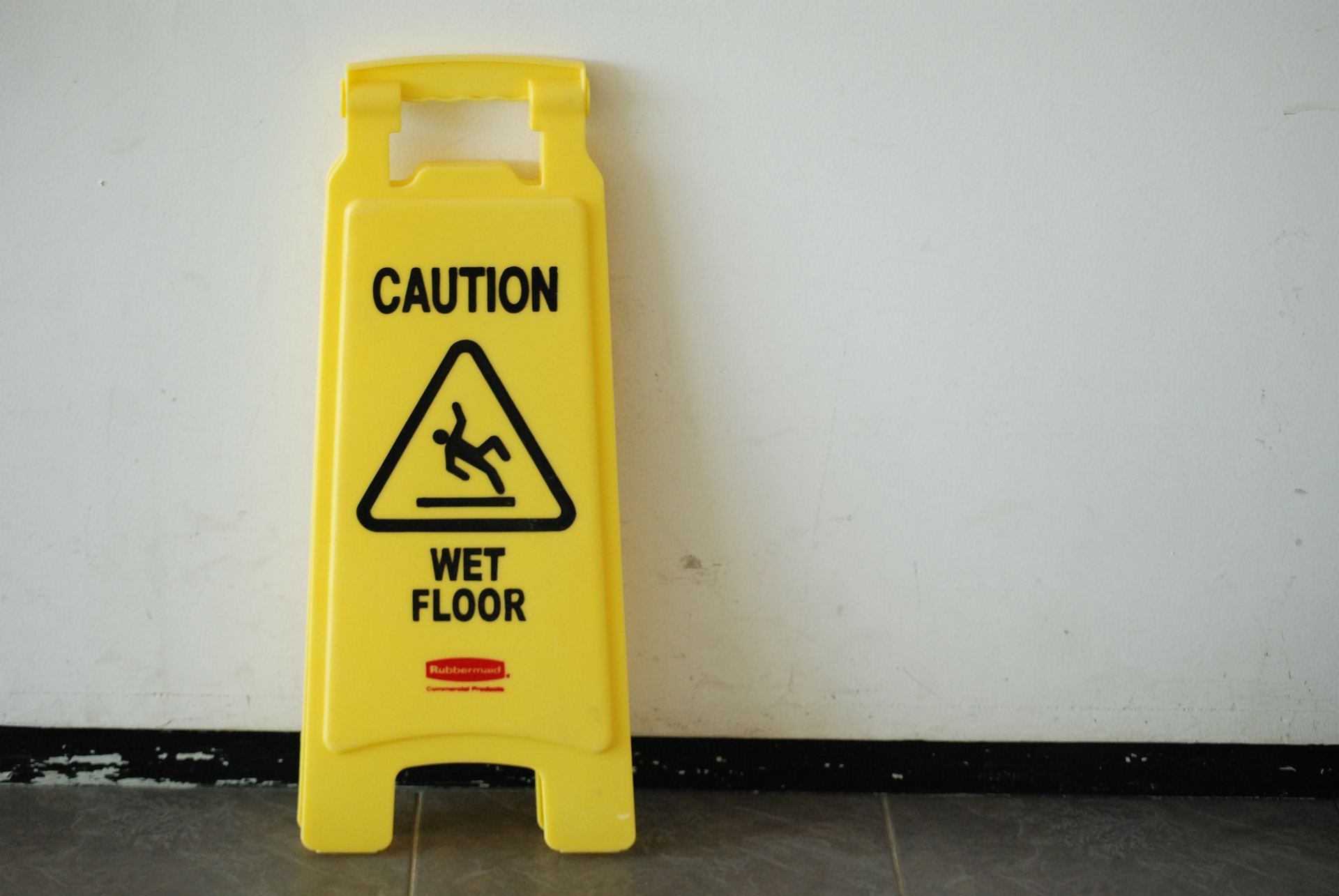 Simple Ways to Prevent Slip and Fall Accidents at Work photo